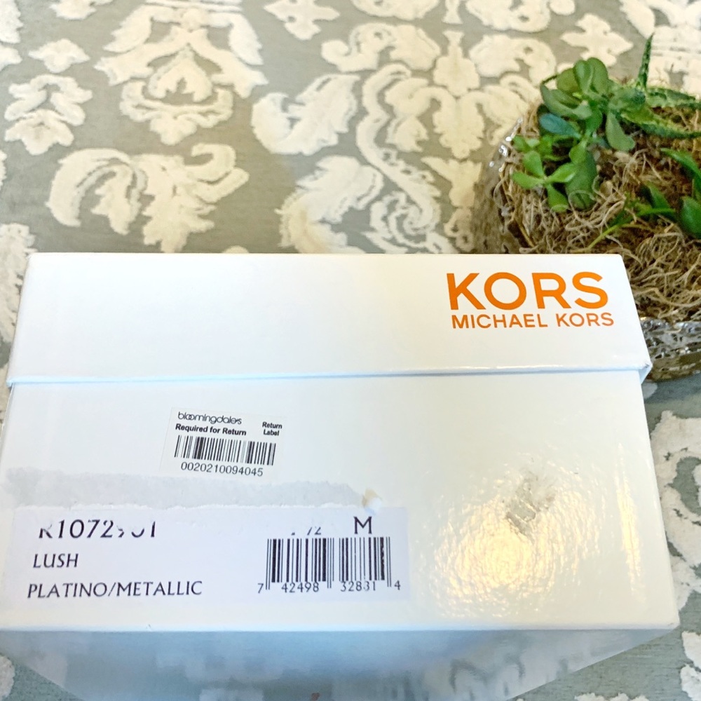 Michael Kors gold sparkly heels so 7.5 with box - Picture 5 of 5